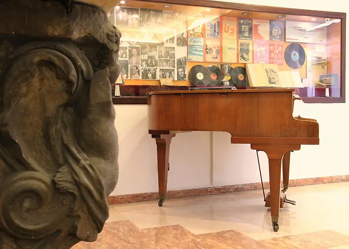 Luna Rossa Hotel Neapol