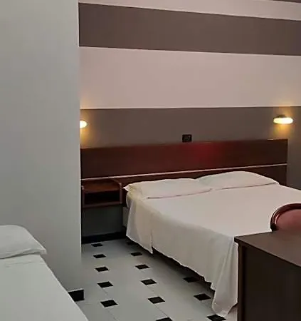Luna Rossa Hotel Nápoles
