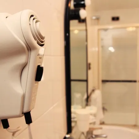 Luna Rossa Szálloda